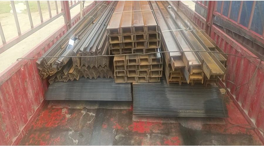 臨滄到烏魯木齊整車(chē)運(yùn)輸案例展示