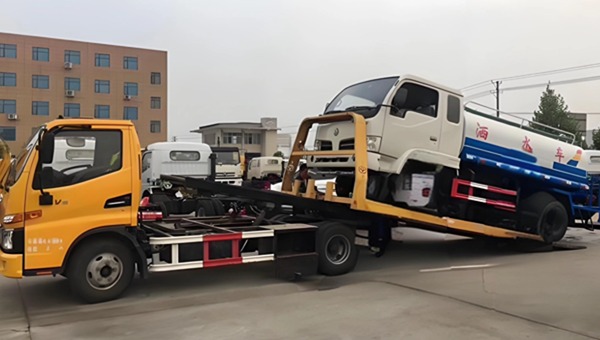 附近道路救援車聯系電話.jpg